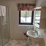 Miriquidi Perle *